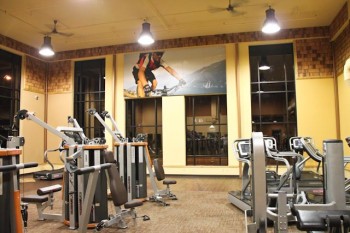 Large format canvas photo in a fitness center
