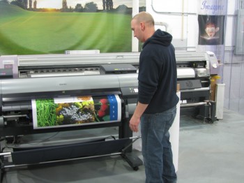 Inkjet printing graphics and signs