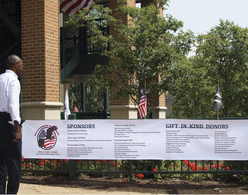 Photographer’s Banner Helps Honor War Veterans